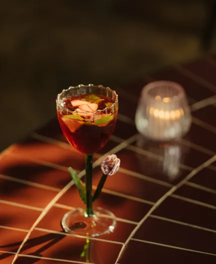 1 Bar mit botanischer Seele